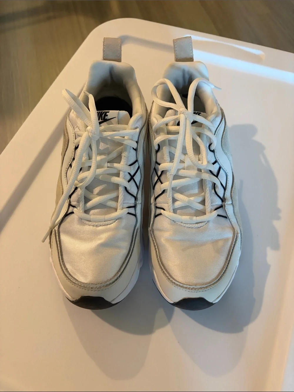 Nike Cream and White Lightweight Sneakers